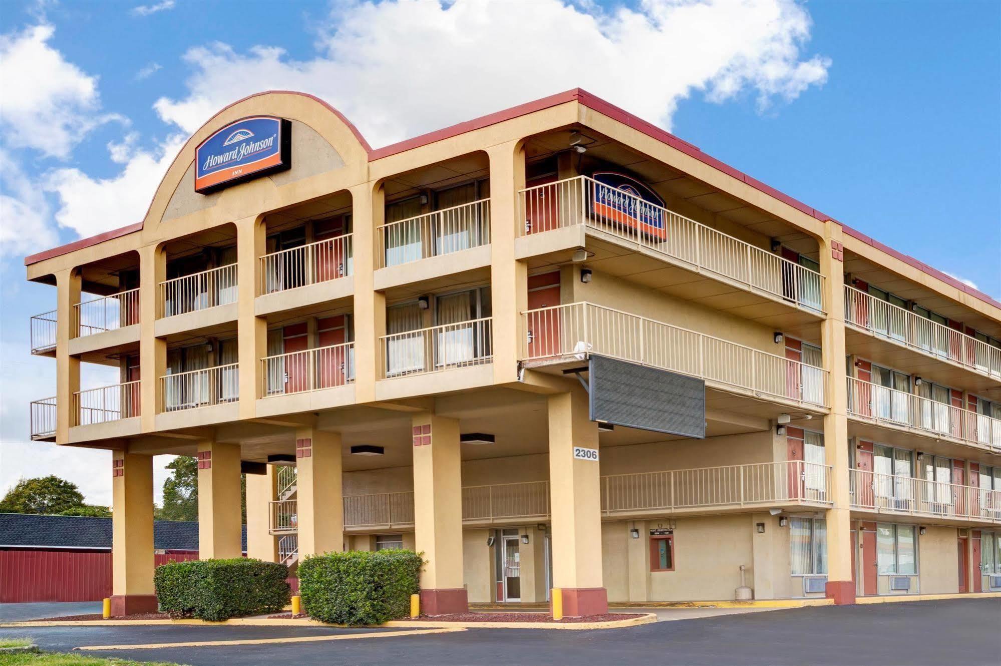 Super 8 By Wyndham Nashville Downtown Eksteriør billede